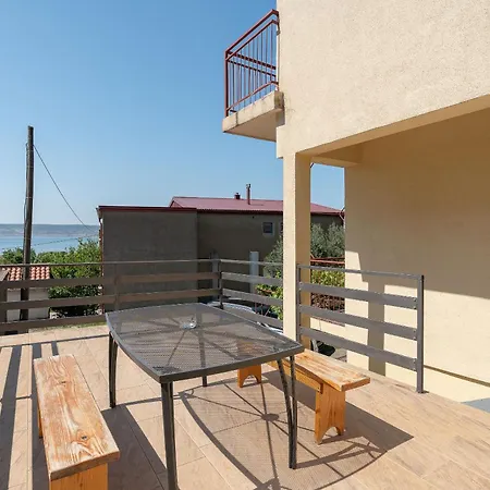 Sunny Apartman Starigrad Paklenica