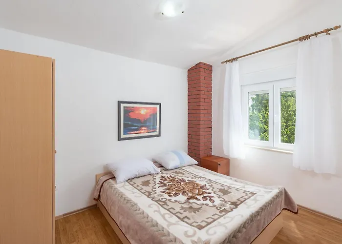 Daire Sunny Starigrad Paklenica