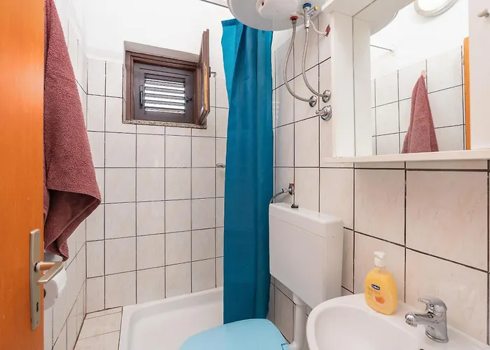 Sunny * Starigrad Paklenica