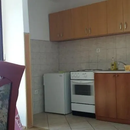 Sunny Apartment Starigrad Paklenica