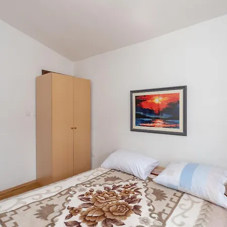 Sunny Apartment