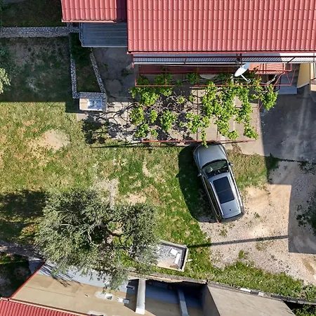 Sunny * Starigrad Paklenica